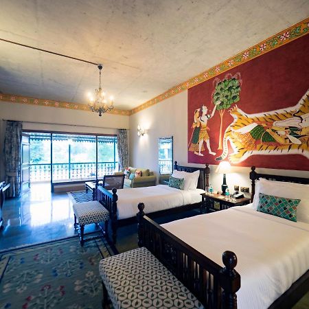 Tree Of Life Resort & Spa Варанаси Экстерьер фото