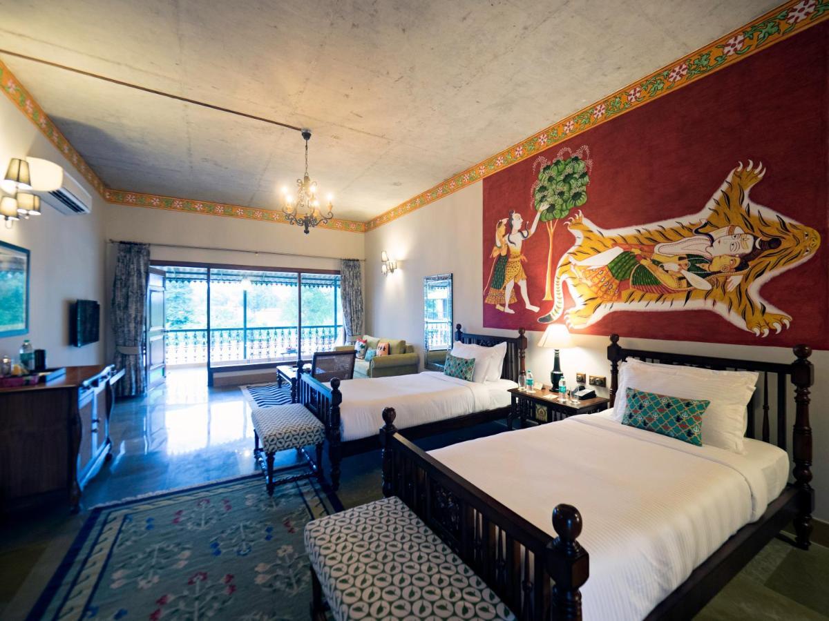 Tree Of Life Resort & Spa Варанаси Экстерьер фото
